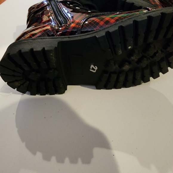 Girls red and black ankle boots size 1 - Picture 3 of 12